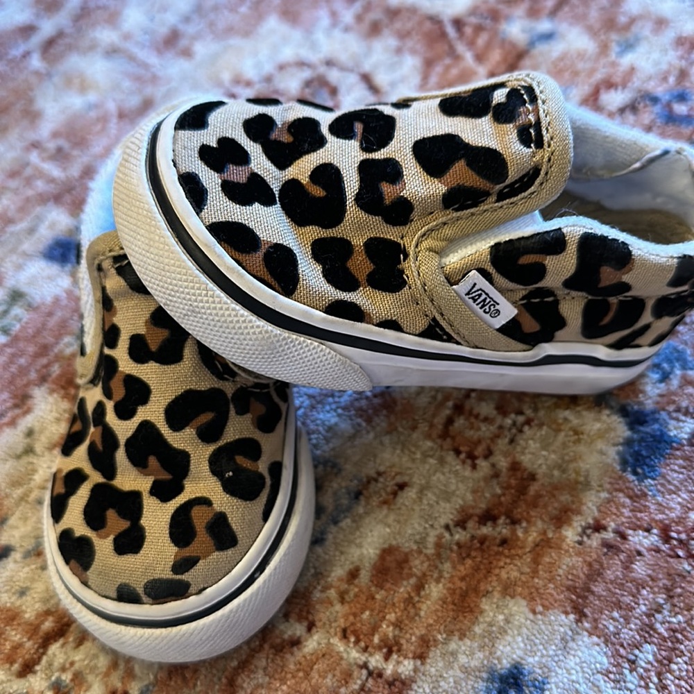 Baby Leopard Vans